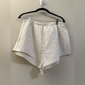 NWT Anthropologie Linen Blend High Waist Elastic Waist Shorts in Ivory White - L